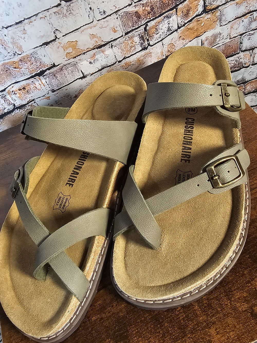 Cushionaire Olive Green Footbed Sandals Adjustable Buckle Comfort Slides Womens